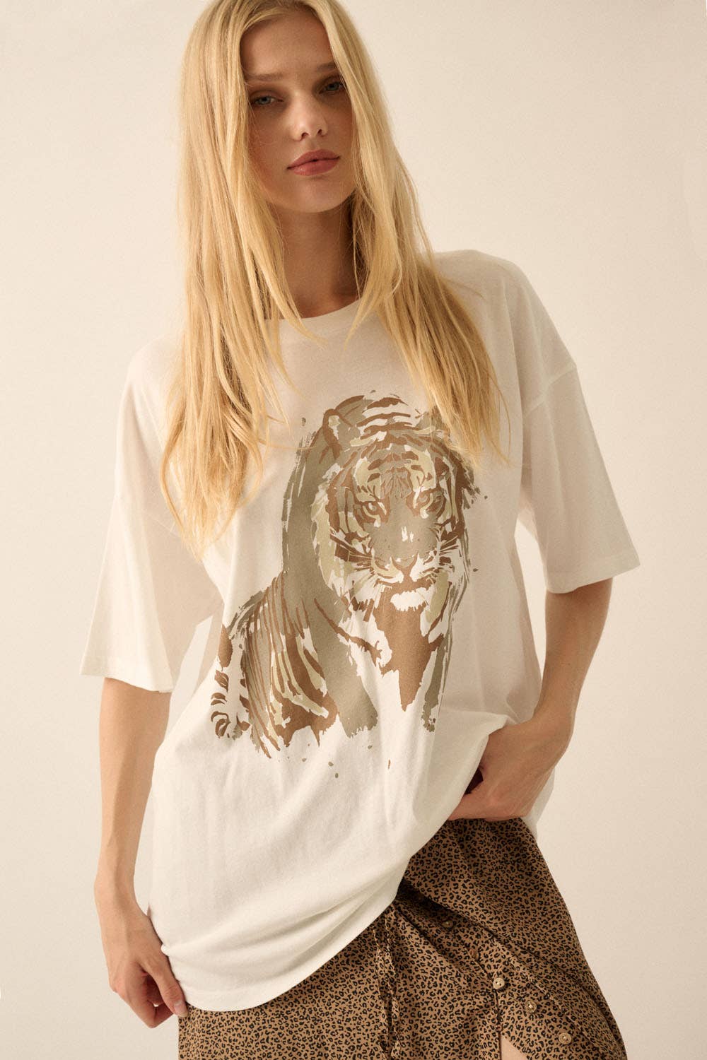 Tiger Oversized Vintage-Wash Graphic Tee