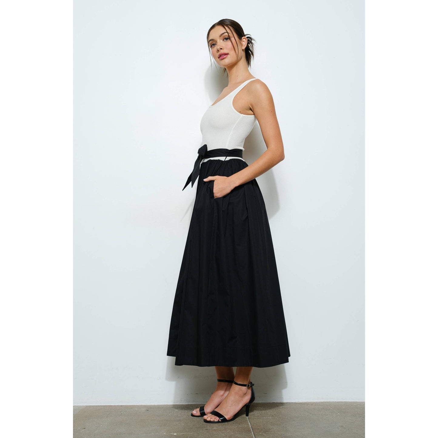 Sleeveless Knit Bodice With Flare Skirt Maxi Dress