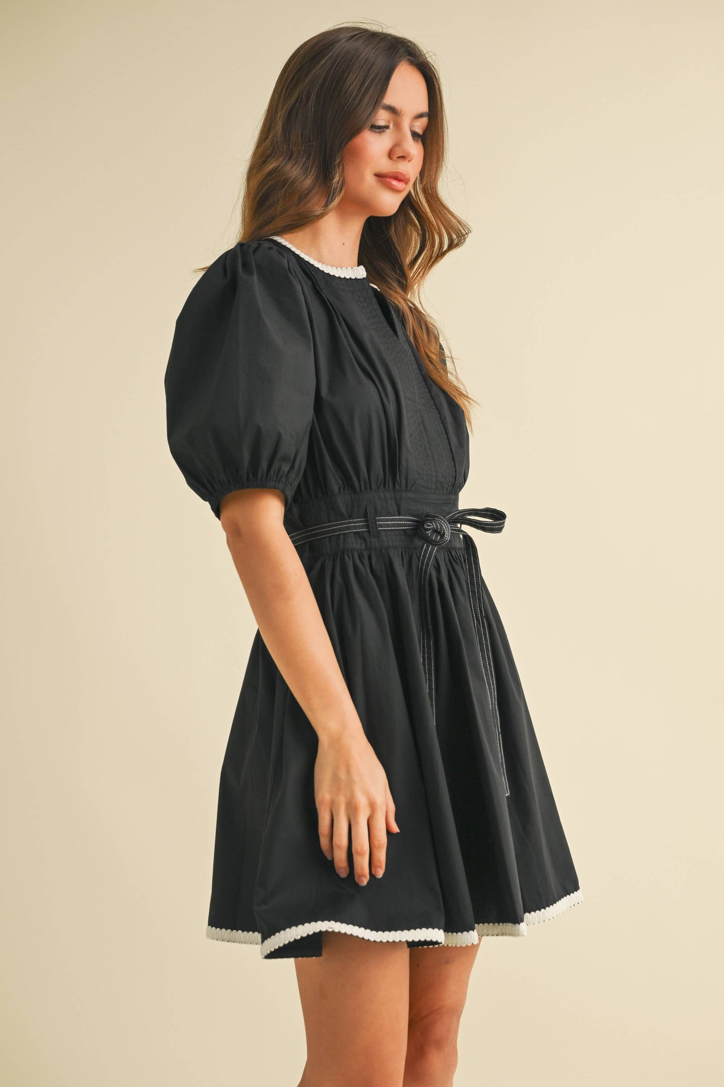 ID9052  BELTED PUFF SHORT SLEEVE A-LINE FLARED MINI DRESS